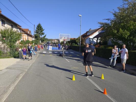 FOTO: Puconci za en dan zaprli ulico