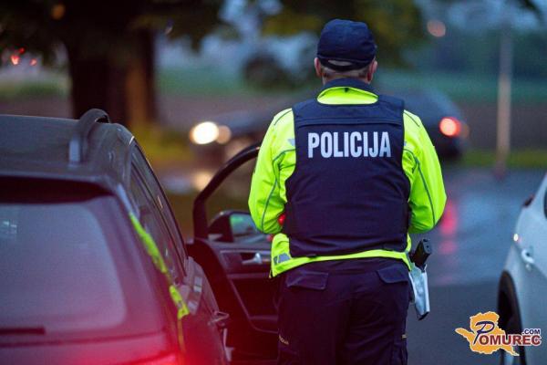 Pomurski policisti ustavili tujca brez vozniškega dovoljenja