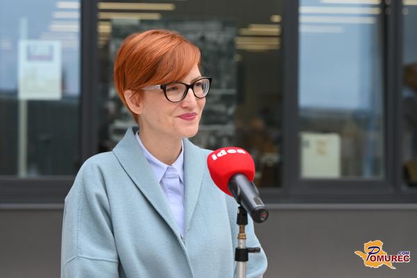 Asta Vrečko: Mura je bila ikona slovenske mode in gospodarstva