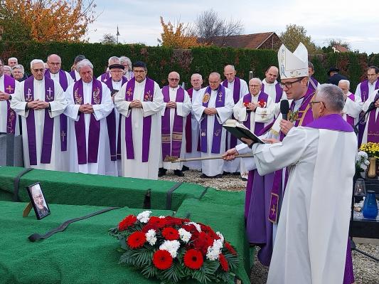 FOTO: Poslovili so se od najstarejšega slovenskega salezijanca Antona Horvata