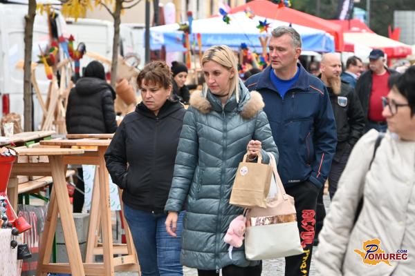 FOTO in VIDEO: Trezino senje je oživilo središče Murske Sobote, kaj vse lahko najdete?