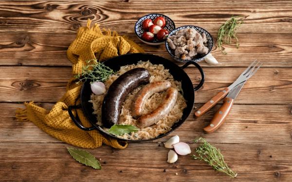 Krvavice in pečenice Anton: Mesna poslastica s pridihom tradicije