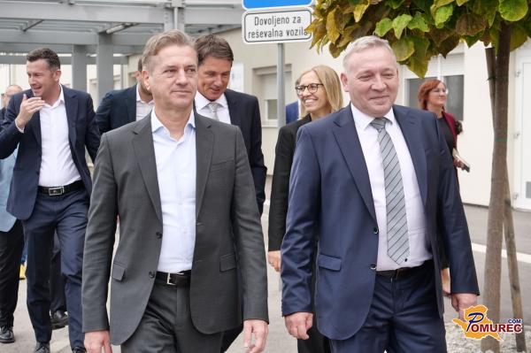 FOTO: Golob v Pomurju: Srčni bolniki bodo do pomoči prišli veliko hitreje