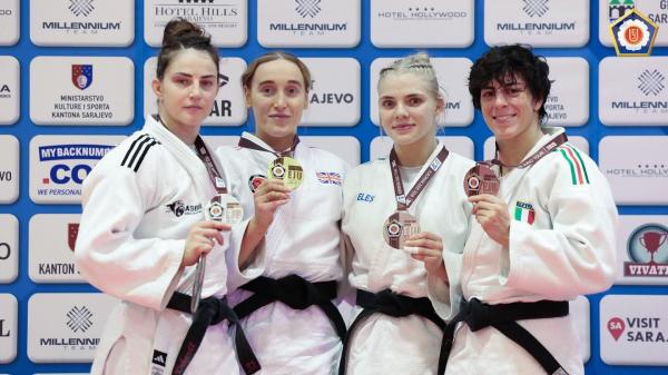 FOTO: Leila Mazouzi bronasta na svetovnem pokalu v Sarajevu