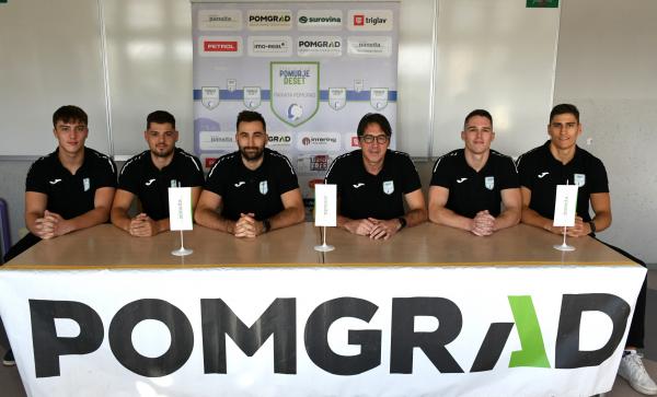FOTO: Panvita Pomgrad v novo sezono z okrepljeno in pomlajeno ekipo