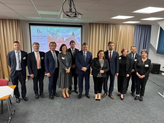 FOTO: Knjižnica Lendava postaja sodobno dvojezično središče znanja