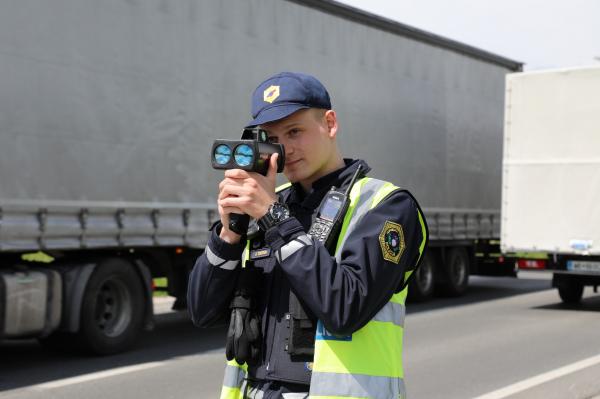 Policisti v Pomurju imeli polne roke dela – preverite, kje bodo radarji 