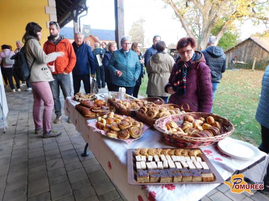 FOTO: Tradicionalni festival orehovca povezal ljubitelje domačih pijač