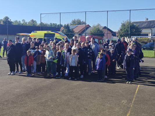 FOTO: Mladi gasilci na taboru v Bratoncih spoznali delo reševalcev in vojske