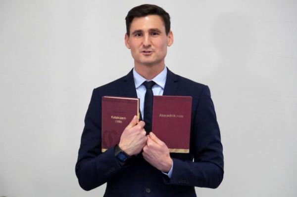 Kdaj bo Erniša umeščen na čelo Evangeličanske cerkve?