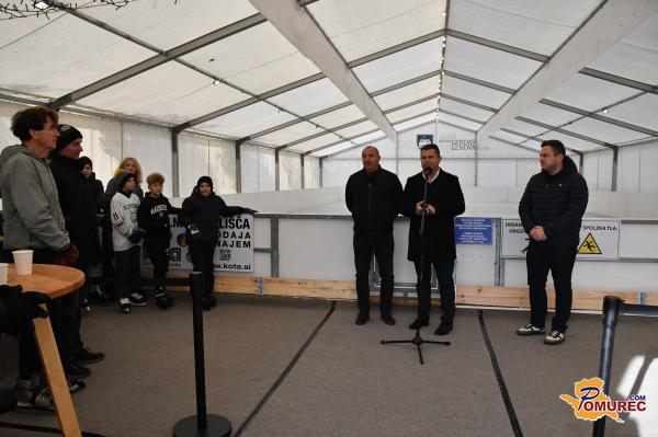 FOTO in VIDEO: V Lendavi so otvorili drsališče