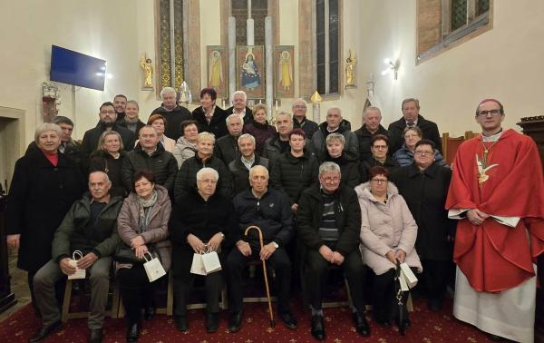 FOTO in VIDEO: V Župniji Tišina obhajali jubileje in prvi obisk škofa Janeza Kozinca