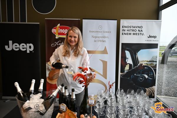 FOTO in VIDEO: Kulinarični spektakel in premiera Jeep Compassa