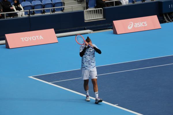 Kegl zaključuje tik pod stopničkami