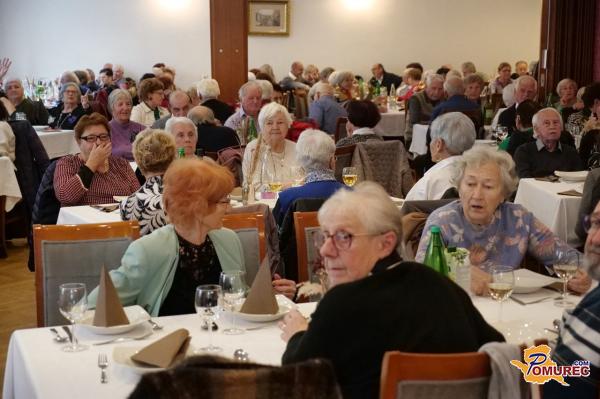 FOTO in VIDEO: Srečanje starejših občanov v Murski Soboti povezalo generacije