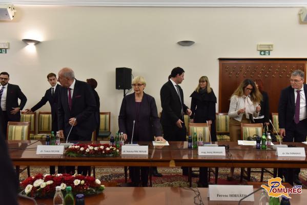 FOTO: Predsednica Pirc Musar in madžarski predsednik Sulyok utrjujeta sodelovanje