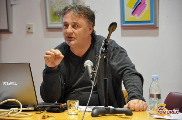 Po pritožbah občanov: Leljak uvedel prepoved zasebnih zabav v občinski stavbi