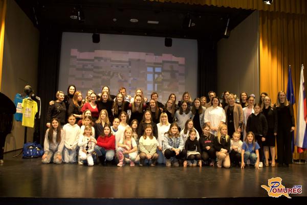 FOTO: Ženski rokometni klub Millennium praznoval 25 let delovanja