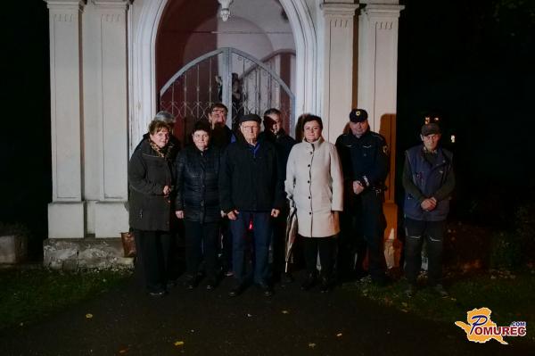 FOTO: V Beltincih prižgali lučke v spomin na žrtve prometnih nesreč