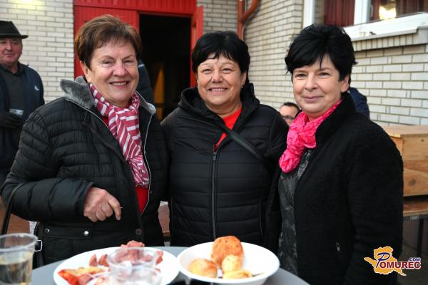 FOTO in VIDEO: Na Cankovi pripravili kostanjev piknik z martinovanjem 