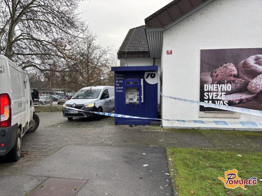 FOTO: V Moravskih Toplicah razstrelili bankomat pri Mercatorju