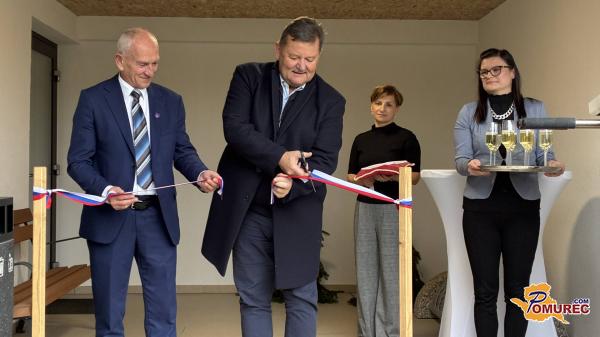 VIDEO: Tako so otvorili prenovljeno mansardo v Šalovcih