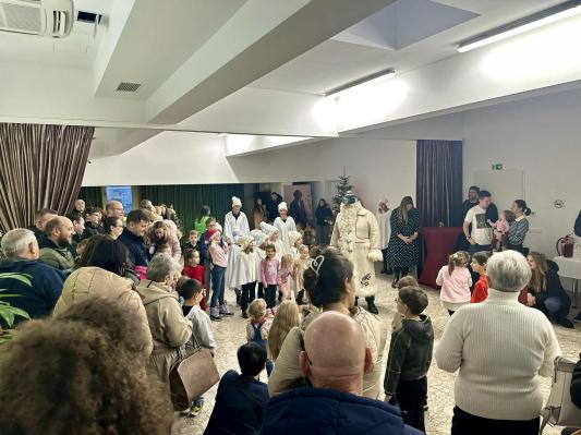 FOTO: Jelkovanje v Murski Soboti znova povezalo skupnost in razveselilo najmlajše