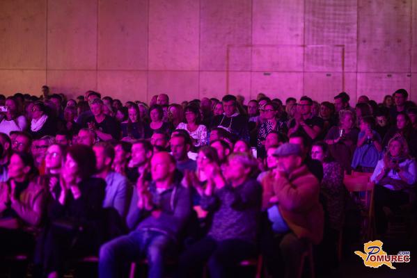 FOTO in VIDEO: Dalmatinski glas Marka Škugorja in energija Kvatropircev očarala občinstvo