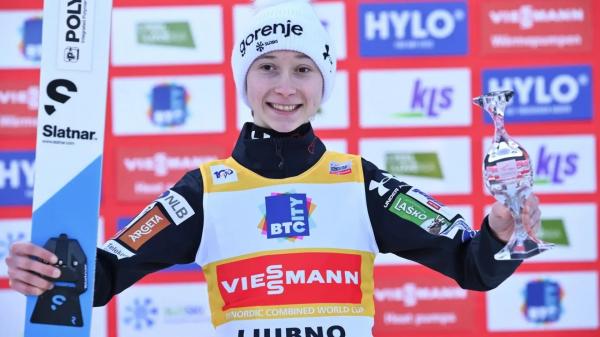 Nika Prevc prepričljivo zmagala na tekmi svetovnega pokala v švicarskem Engelbergu