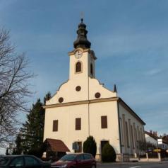 Evangeličanski duhovnik Simon Sever: Božič nas vabi, da odpremo srca tudi za osamljene in trpeče