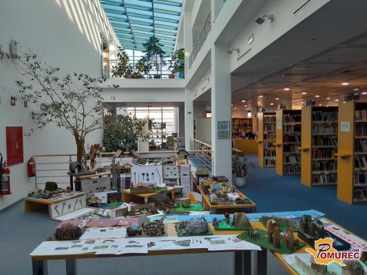 FOTO: V murskosoboški knjižnici razstava o življenju ljudi v prazgodovini in dobi kovin