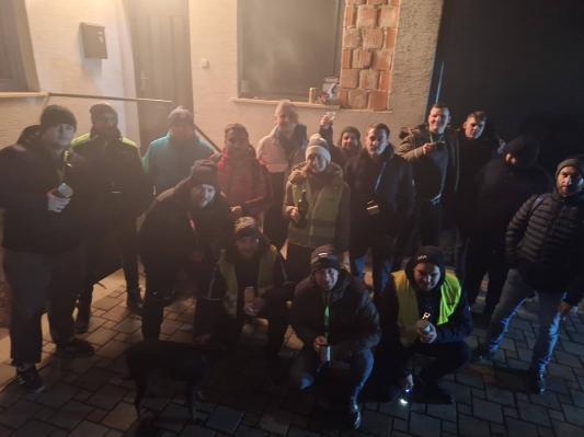 FOTO: Pohod po Drakovcih znova združil domačine vseh generacij