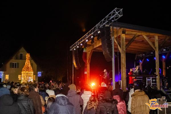 FOTO in VIDEO: Večer nostalgije in dobre volje z Novimi fosili v Radencih