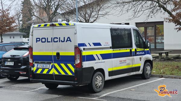 Pomurski policisti obravnavali tri nesreče, tatvini in prijeli štiri tujce