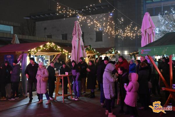 FOTO in VIDEO: FridayZ poskrbeli za praznično razpoloženje v Murski Soboti