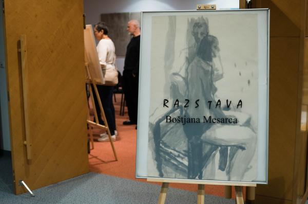 FOTO: Razstava, ki ohranja ustvarjalno zapuščino tragično umrlega umetnika