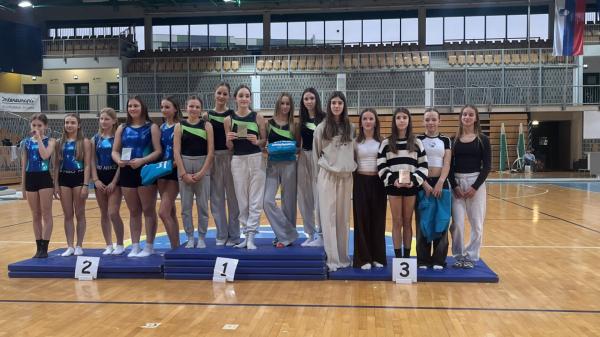Soboške učenke so državne prvakinje v akrobatiki