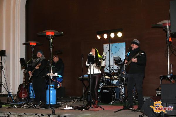 FOTO: Tudi v Lendavi vstopili v novo leto