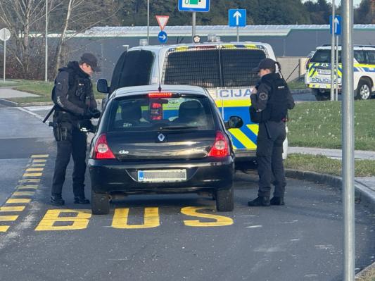 Kronika Pomurja: alkohol, huda nesreča in več kaznivih dejanj