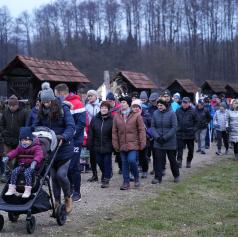 VIDEO: Novo leto v Veliki Polani zaznamoval tradicionalni pohod