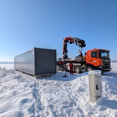 FOTO: V Apačah postavljen valilniški kontejner za »murskega zmaja«