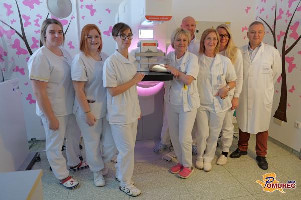 FOTO in VIDEO: Nov mamograf pomemben korak za zdravje žensk v Pomurju