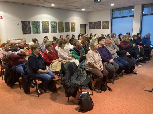Zakaj nas bolijo sklepi? Strokovno predavanje pritegnilo 70 udeležencev