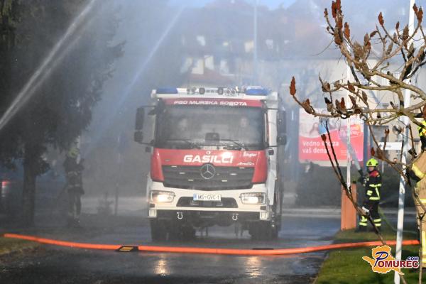 FOTO in VIDEO: Soboški gasilci bogatejši za novo vozilo GVC 1