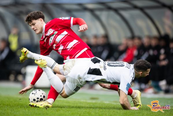 FOTO: Udarec za Muro, Aluminij s tremi zadetki za zmago
