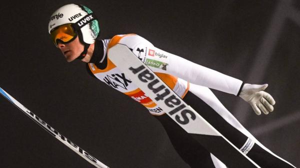 Slovenski skakalci osvojili zlato v mešanih ekipah