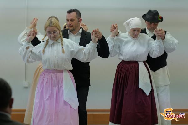 FOTO in VIDEO: Kulturni praznik v Turnišču v znamenju umetnosti in mladinske ustvarjalnosti
