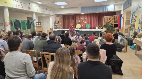 Kulturno v Vrtcu Lavra