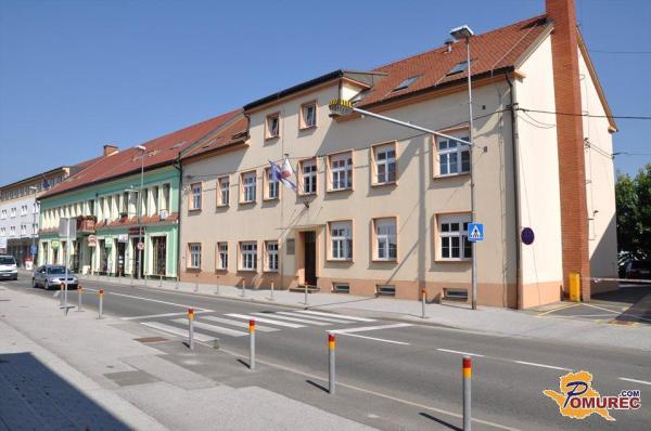 Ravnatelj pomurske glasbene šole pod drobnogledom preiskovalcev