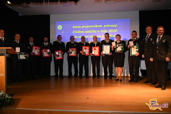 FOTO: Civilna zaščita nagradila pogum in dolgoletno predanost v Pomurju